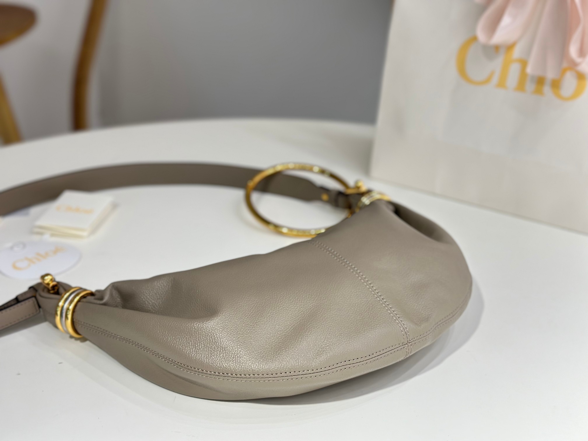 Chloe Small Bracelet Hobo Bag In Motty Grey Grained Leather